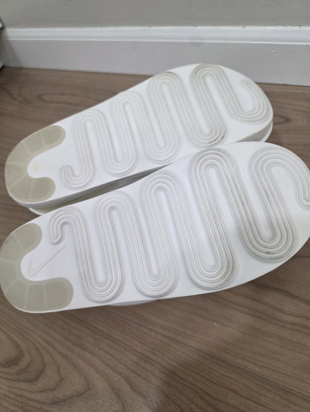 Nike Air Max Isla Sandals Womens 11 Shoes Summit White Platform Chunky Slingback - Picture 5 of 9